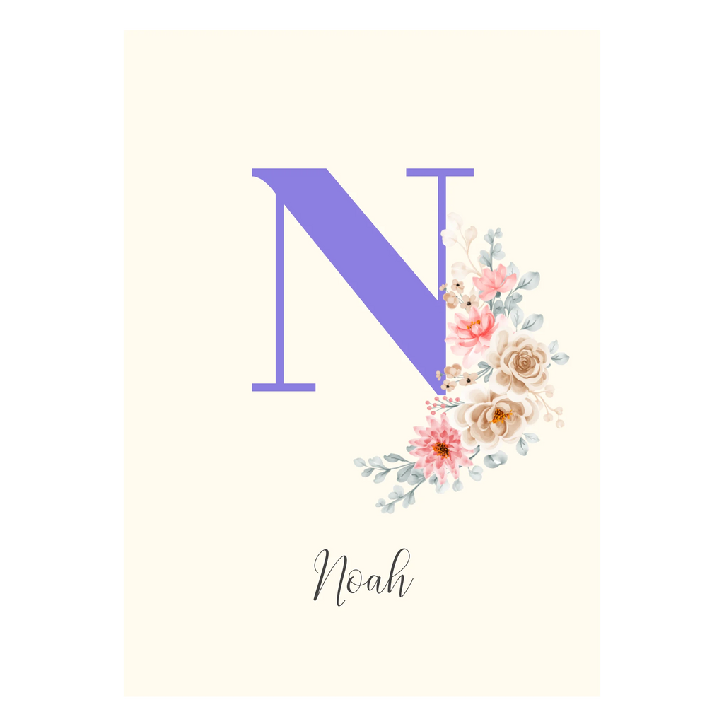 Individuelle Wandkunst mit Wunschinitiale und Blumen