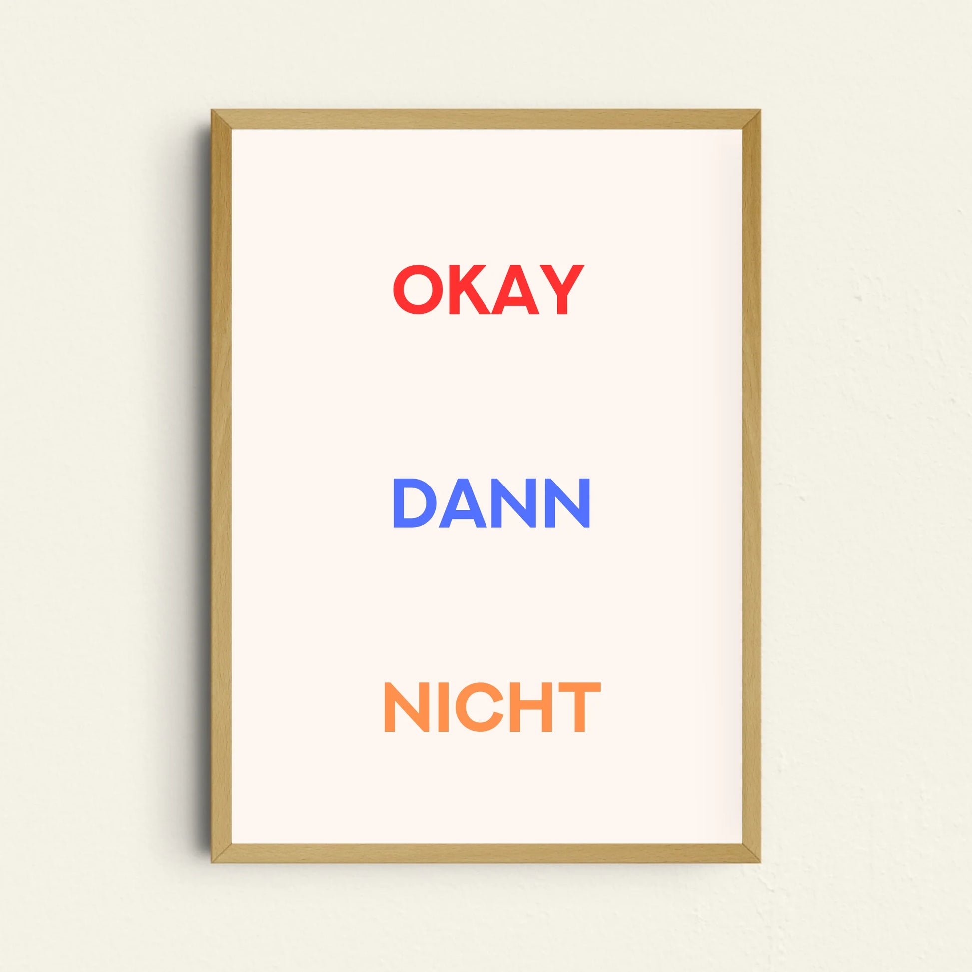 Elegantes Textposter auf beigem Hintergrund für neutrale Wandgestaltung
